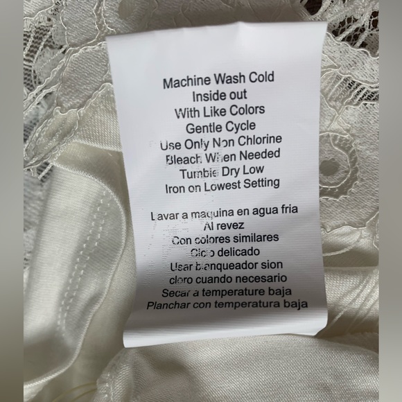 Leighton Lace-overlay Eyelash-fringe Blouse - Picture 11 of 14